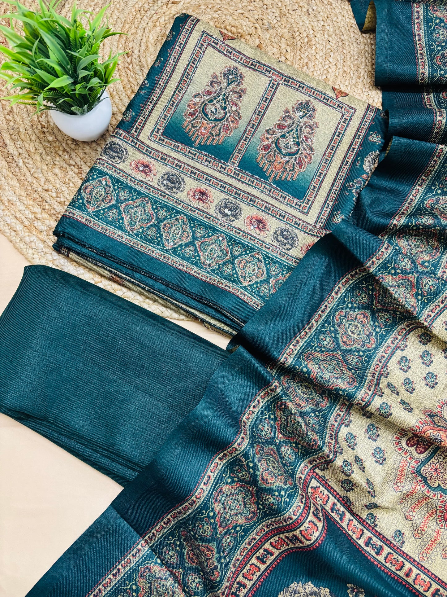 Zari Detailing Pure Pashmina Suit set