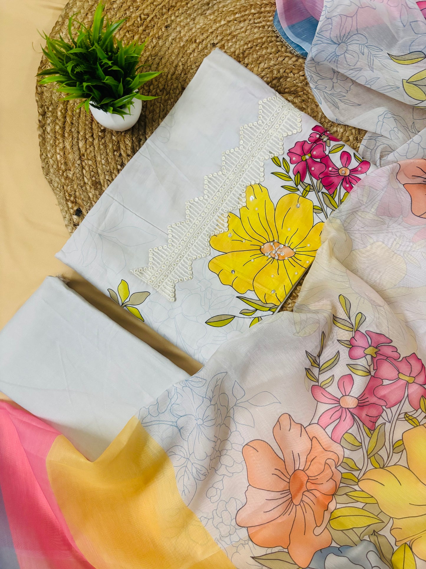 Pearl Floral Muslin Cotton Suit With Floral Linen Dupatta